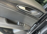 Alfa Romeo Stelvio SUV / Terénní 2,1 l 154 kw