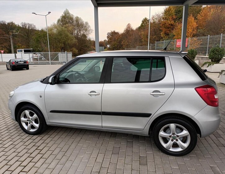 Škoda Fabia Hatchback 1,2 l 44 kw