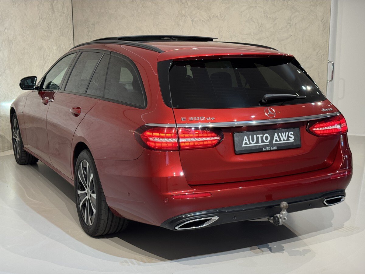 Mercedes-Benz Třídy E Kombi 2,0 l 225 kw