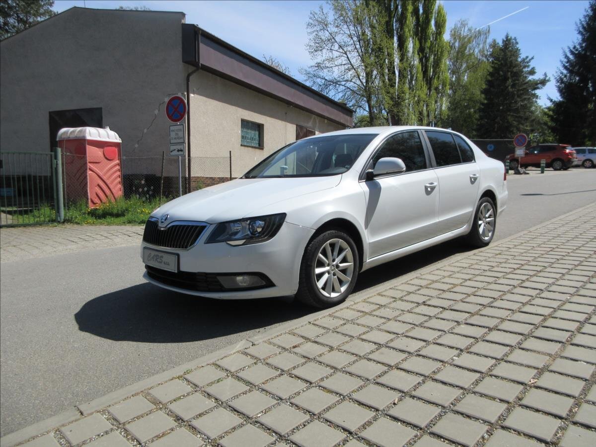 Škoda Superb Sedan / Limuzína 2,0 l 103 kw