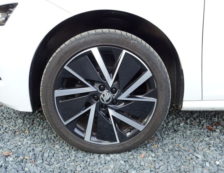 Škoda Kamiq SUV / Terénní 1,5 l 110 kw