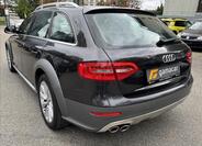 Audi A4 Allroad 8