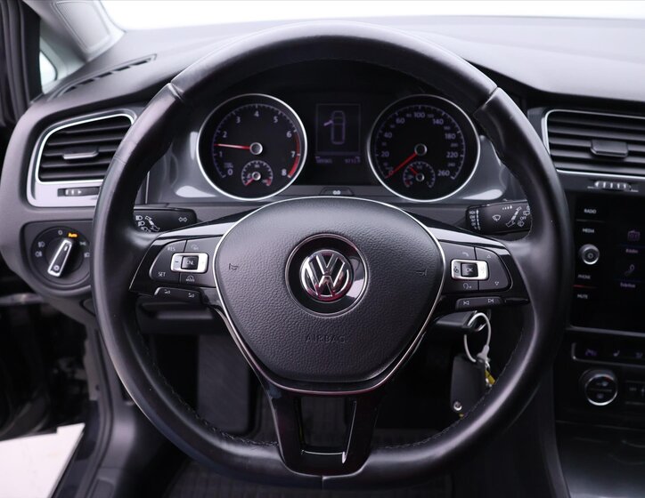 Volkswagen Golf Kombi 999,0 81 kw