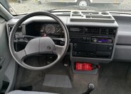 Volkswagen Ostatní Ostatní 2,4 l 57 kw