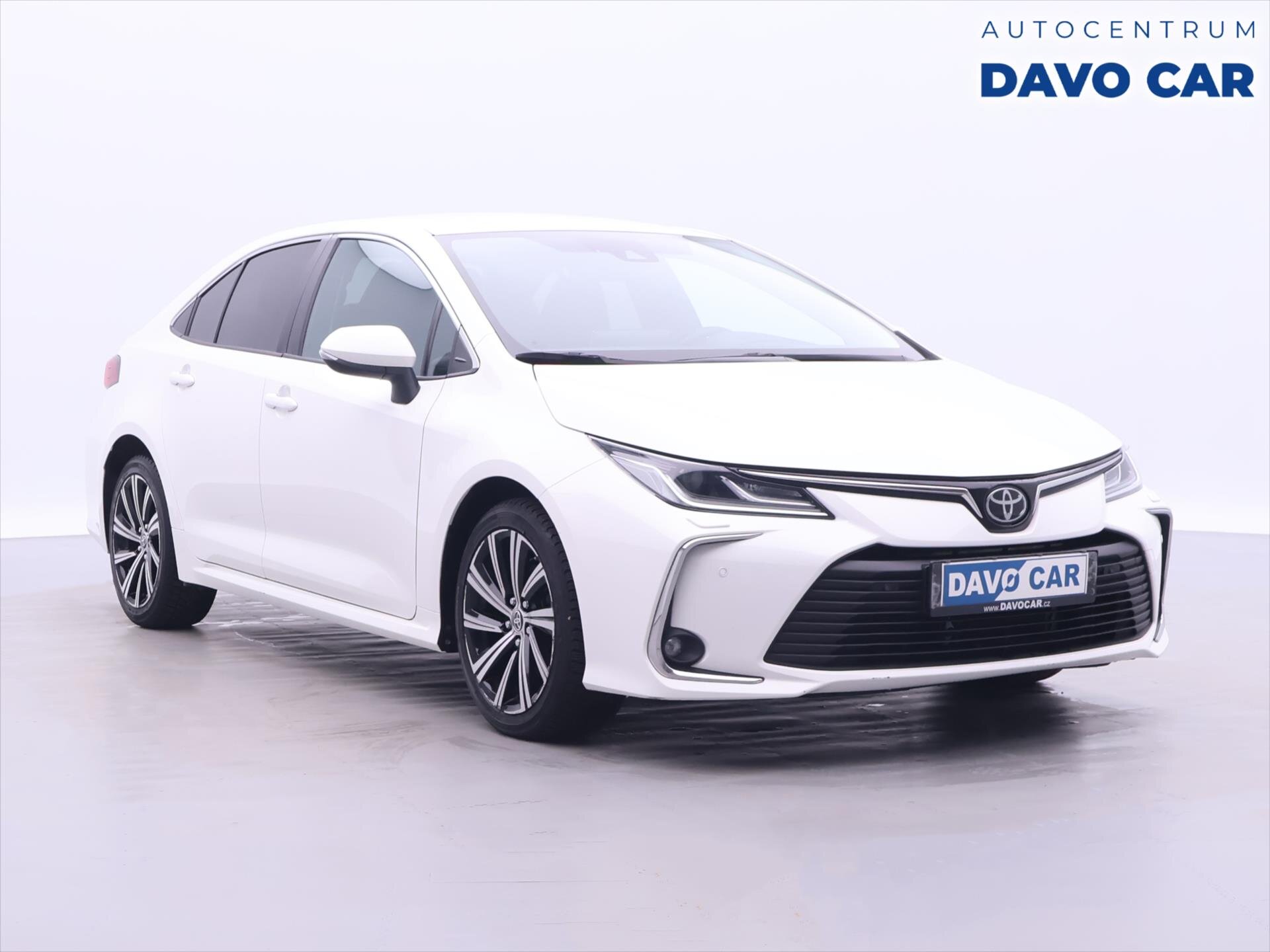 Toyota Corolla Sedan / Limuzína 1,5 l 92 kw