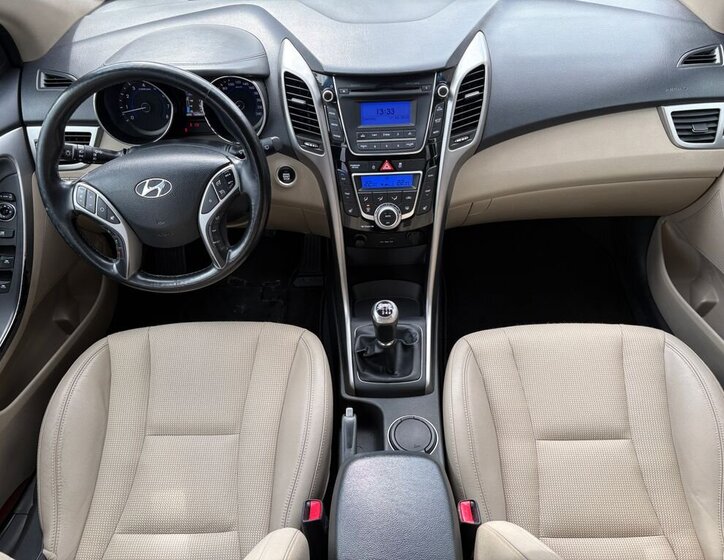 Hyundai i30 Kombi 1,6 l 99 kw