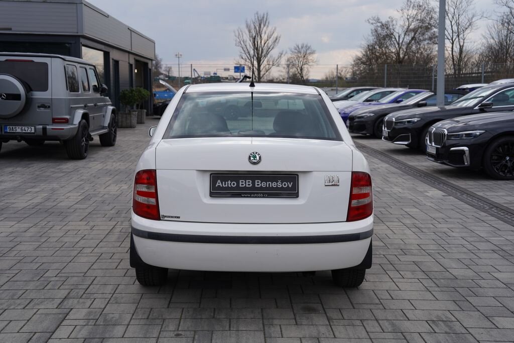 Škoda Fabia Sedan / Limuzína 1,2 l 47 kw