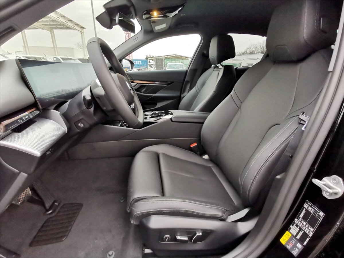 BMW i5 Sedan 0,0 290 kw