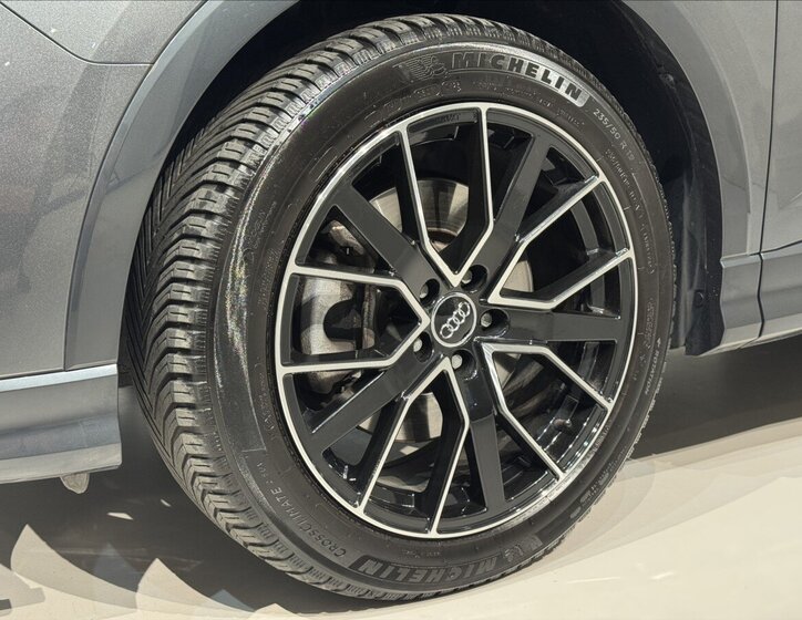 Audi Q3 SUV / Terénní 2,0 l 140 kw