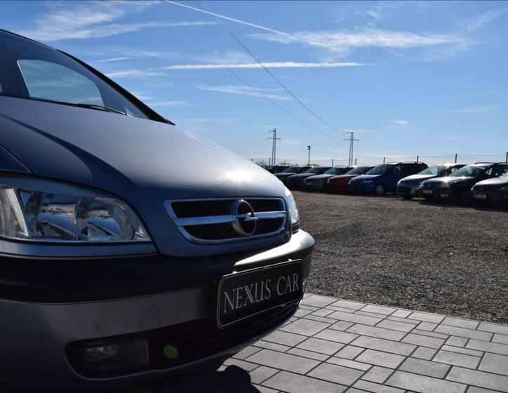 Opel Zafira 13