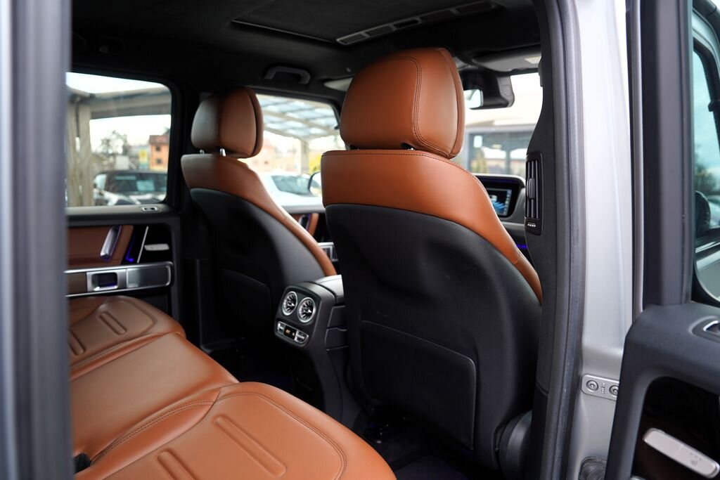 Mercedes-Benz Třídy G SUV / Terénní 4,0 l 368 kw