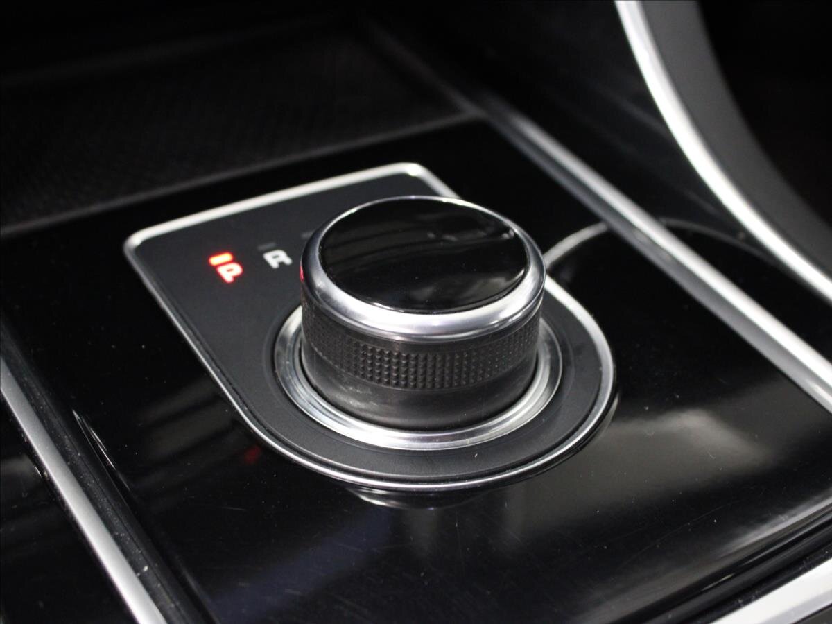 Jaguar XF Kombi 2,0 l 132 kw