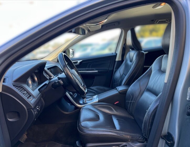 Volvo XC60 SUV / Terénní 2,4 l 158 kw