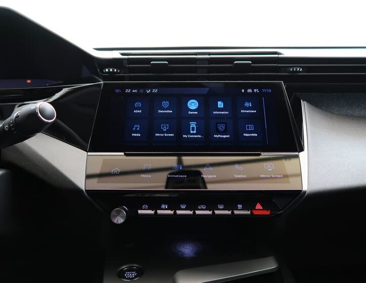 Peugeot 408 Liftback 1,2 l 96 kw