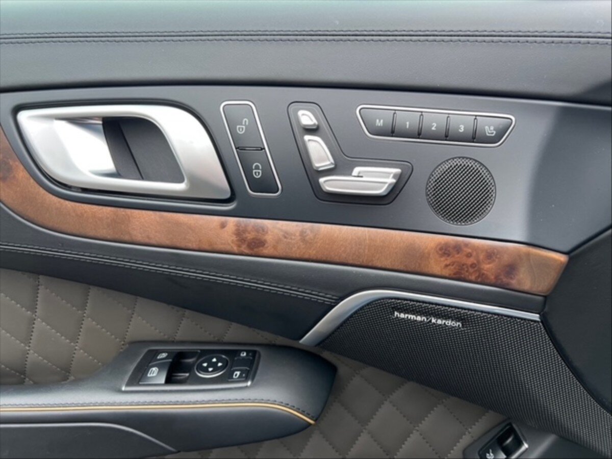 Mercedes-Benz SL Kabriolet 3,0 l 270 kw