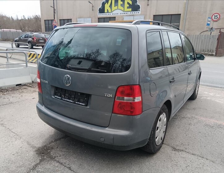 Volkswagen Touran MPV 1,9 l 66 kw