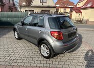 Suzuki SX4 Hatchback 1,6 l 88 kw