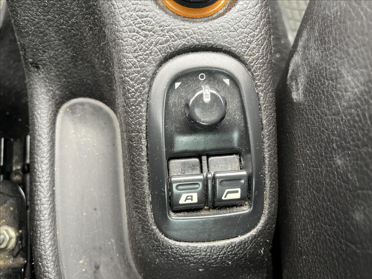 Peugeot 206 Hatchback 1,4 l 55 kw