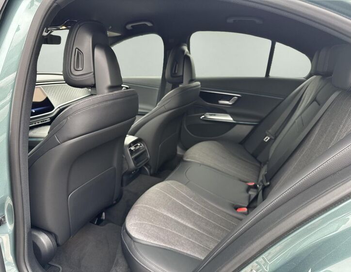 Mercedes-Benz Třídy E 14