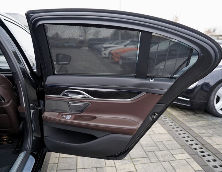 BMW Řada 7 Sedan 3,0 l 250 kw