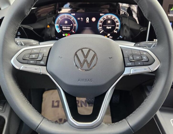 Volkswagen Golf Kombi 2,0 l 110 kw