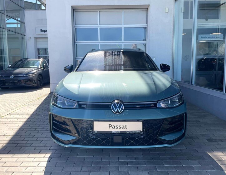 Volkswagen Passat 2
