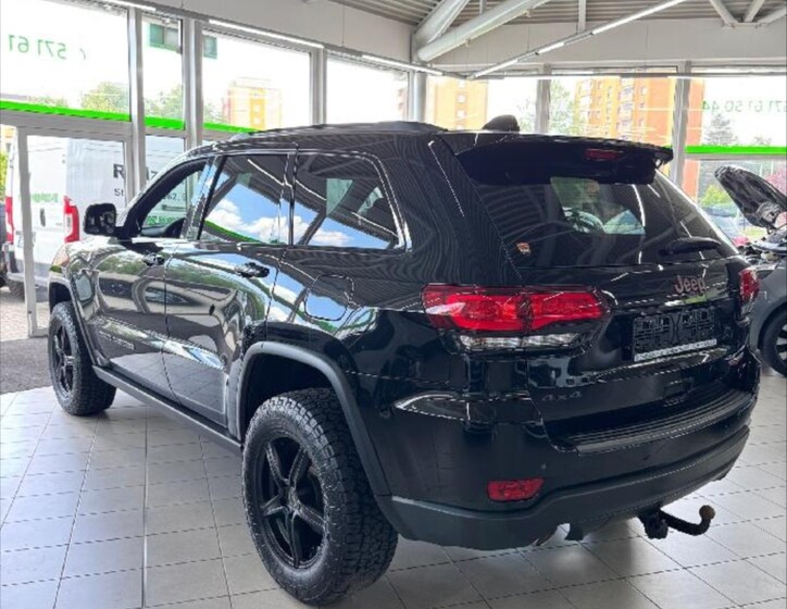 Jeep Grand Cherokee 5