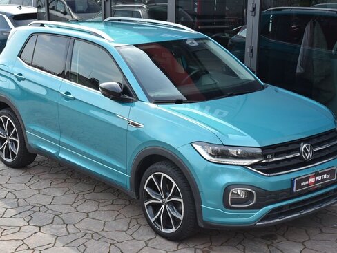 Volkswagen T-Cross SUV / Terénní 1,5 l 110 kw