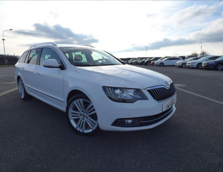 Škoda Superb 1