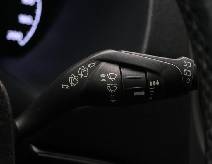 Ford Transit Custom Kombi 2,0 l 96 kw