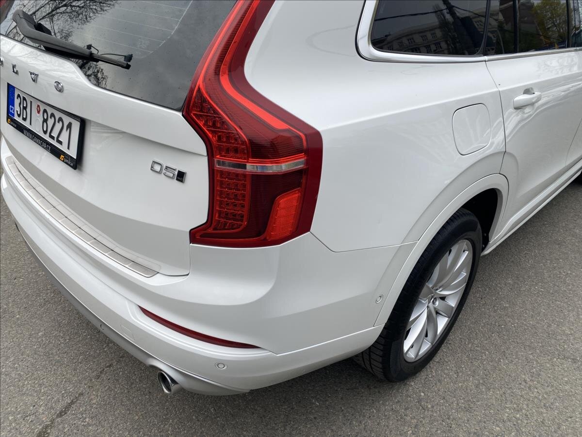 Volvo XC90 SUV / Terénní 2,0 l 173 kw