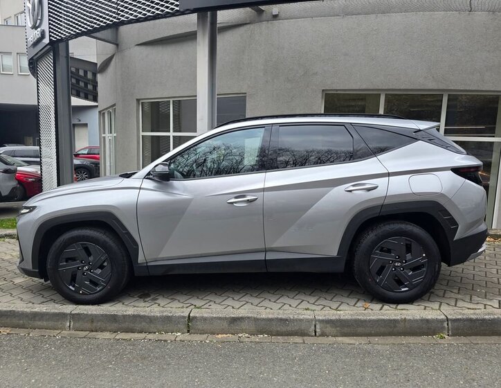 Hyundai Tucson SUV / Terénní 1,6 l 132 kw
