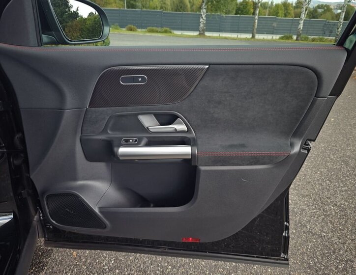 Mercedes-Benz GLA 14