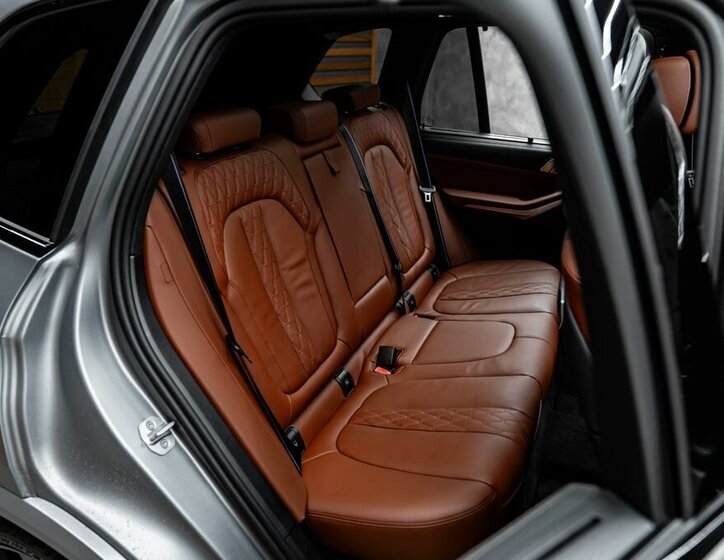 BMW X5 SUV 3,0 l 210 kw