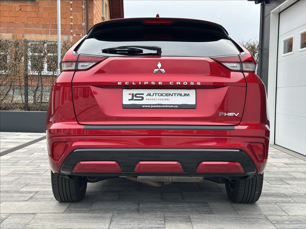 Mitsubishi Eclipse Cross Kombi 2,4 l 138 kw