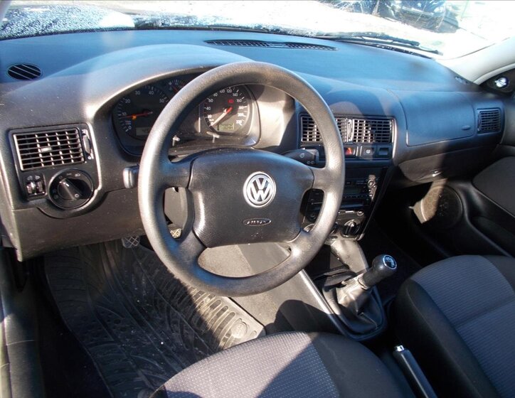 Volkswagen Golf Kombi 1,4 l 55 kw