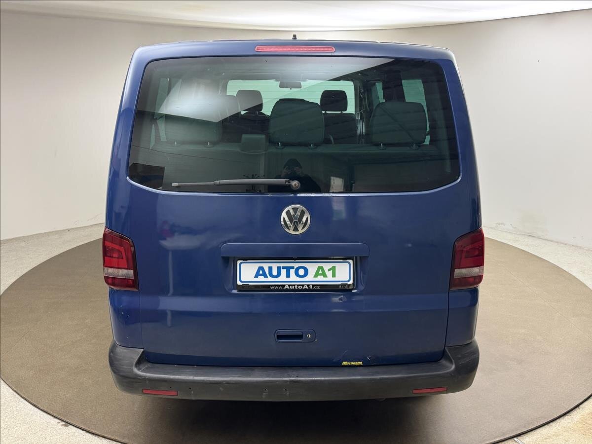 Volkswagen Transporter Kombi 2,5 l 96 kw