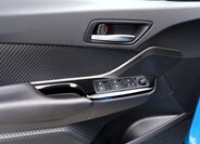 Toyota C-HR Hatchback 1,8 l 125 kw