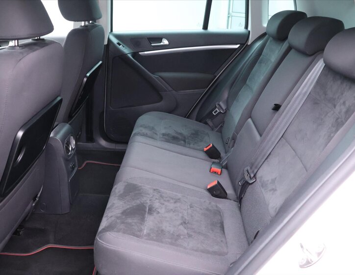 Volkswagen Tiguan SUV / Terénní 2,0 l 132 kw