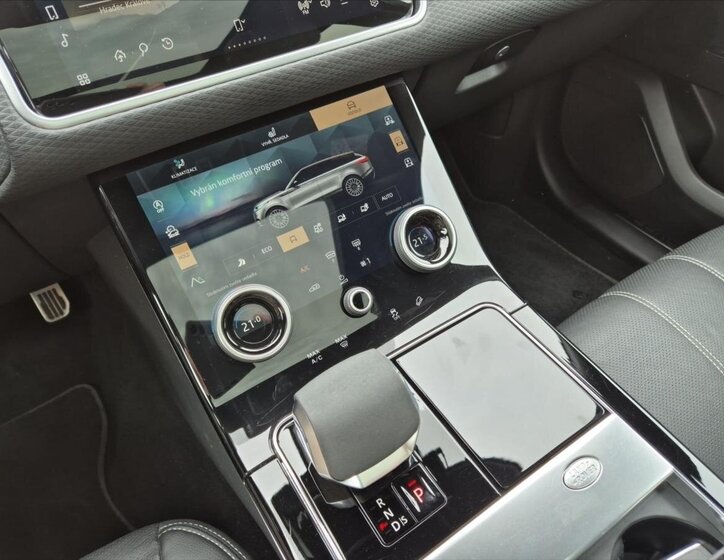 Land Rover Range Rover Velar SUV 2,0 l 150 kw