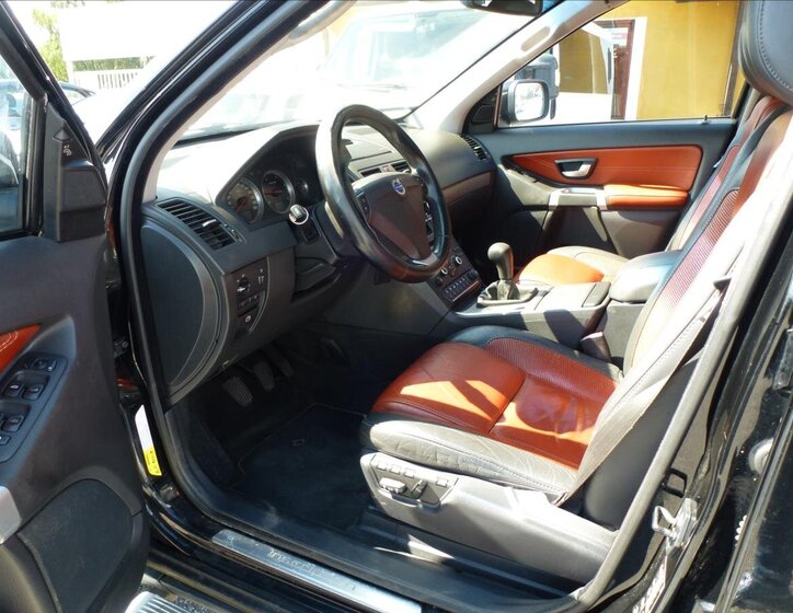 Volvo XC90 48