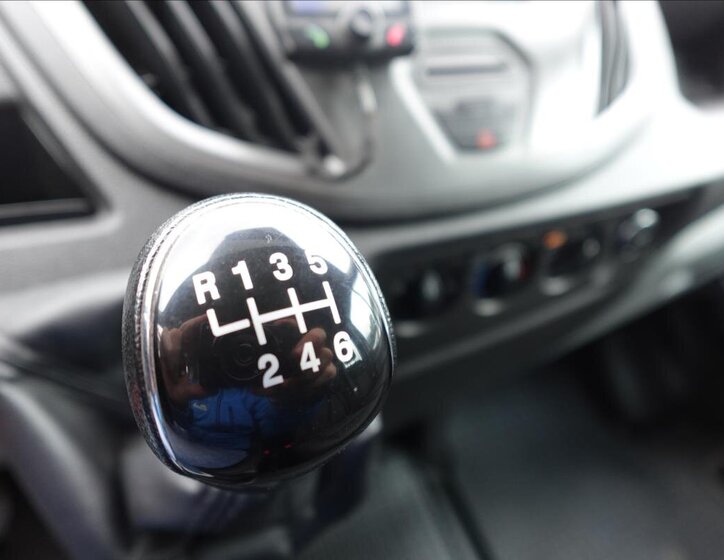 Ford Transit Valník 2,0 l 96 kw