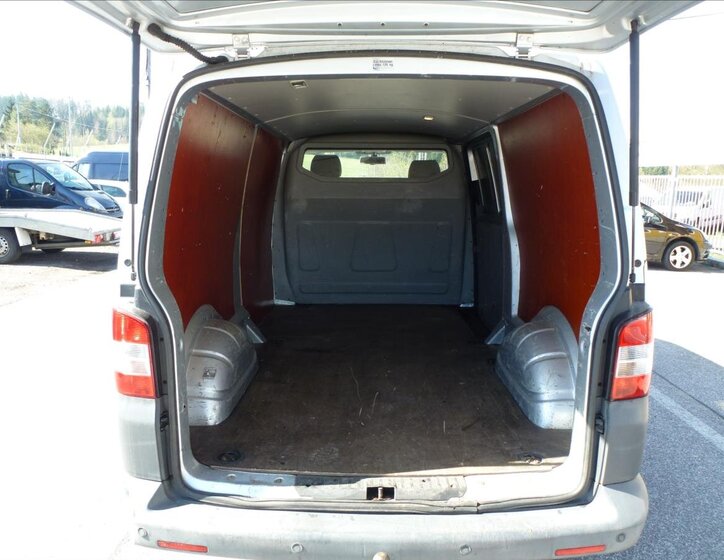 Volkswagen Transporter 18