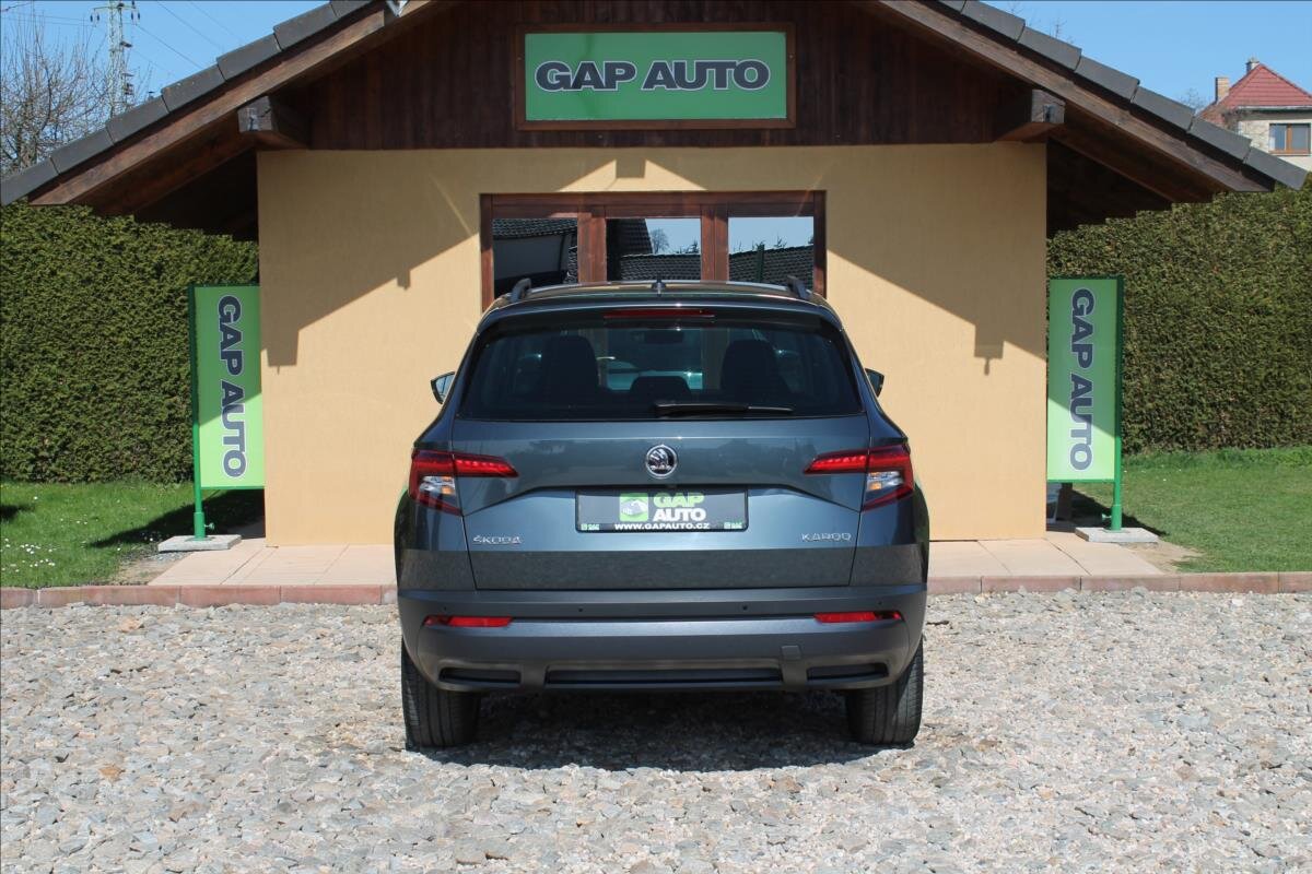 Škoda Karoq SUV / Terénní 1,5 l 110 kw