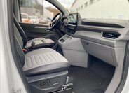 Volkswagen Caravelle 13