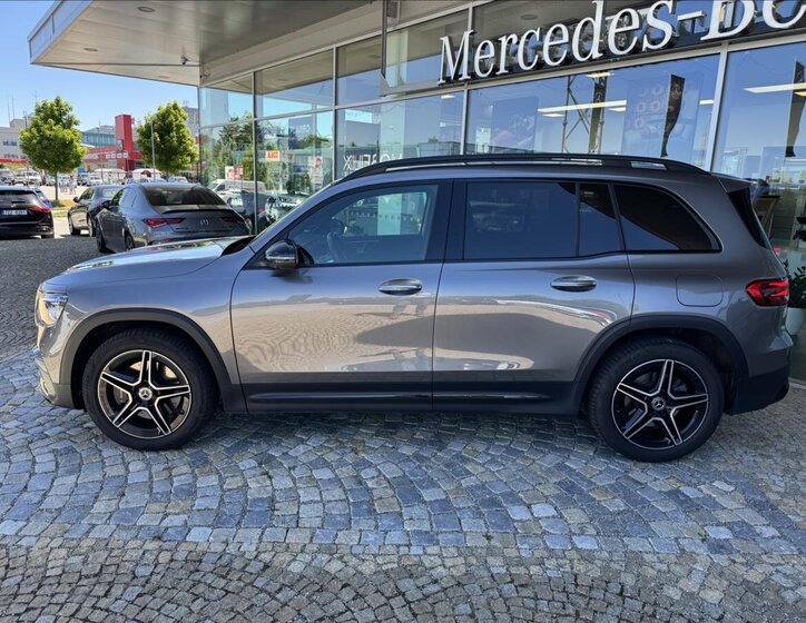 Mercedes-Benz GLB 3