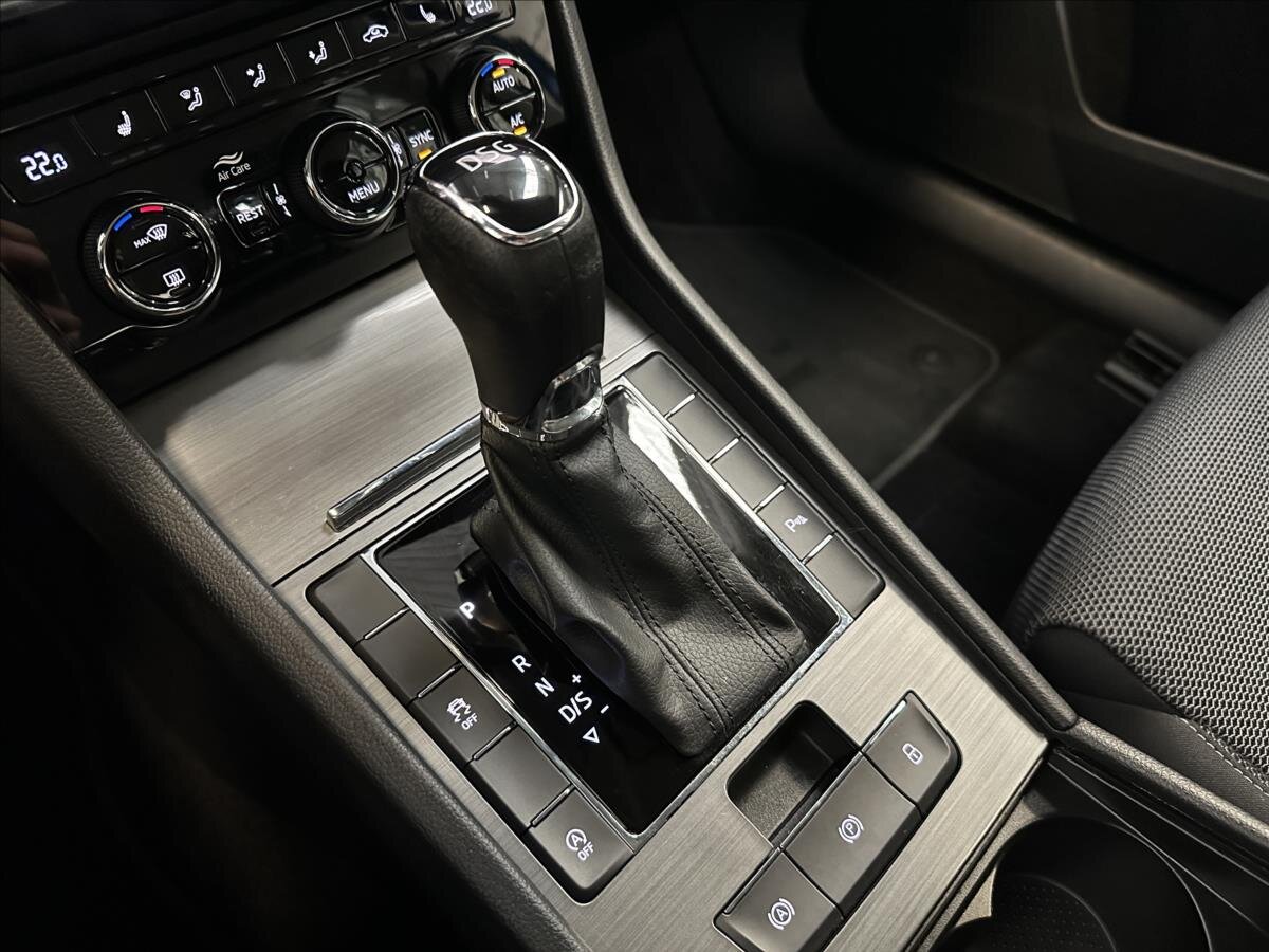 Škoda Superb Liftback 2,0 l 147 kw