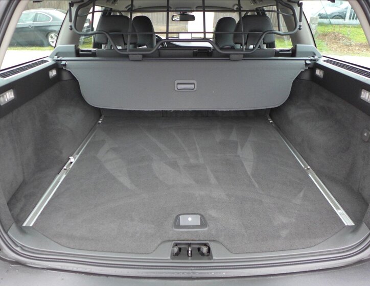 Volvo XC70 Kombi 2,4 l 120 kw