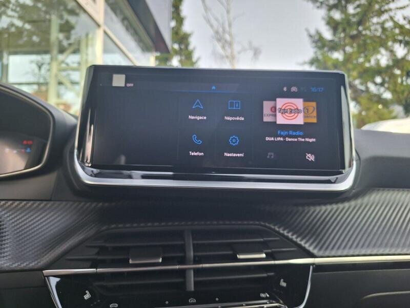 Peugeot 2008 SUV 1,2 l 96 kw