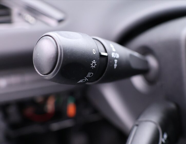 Peugeot 208 Hatchback 1,2 l 60 kw